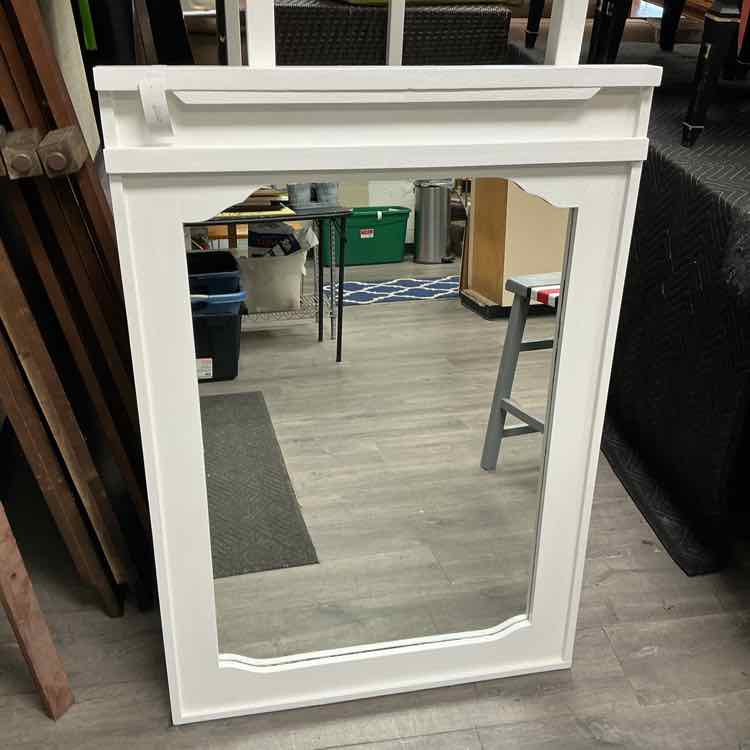 WHITE WOOD FRAMED MIRROR