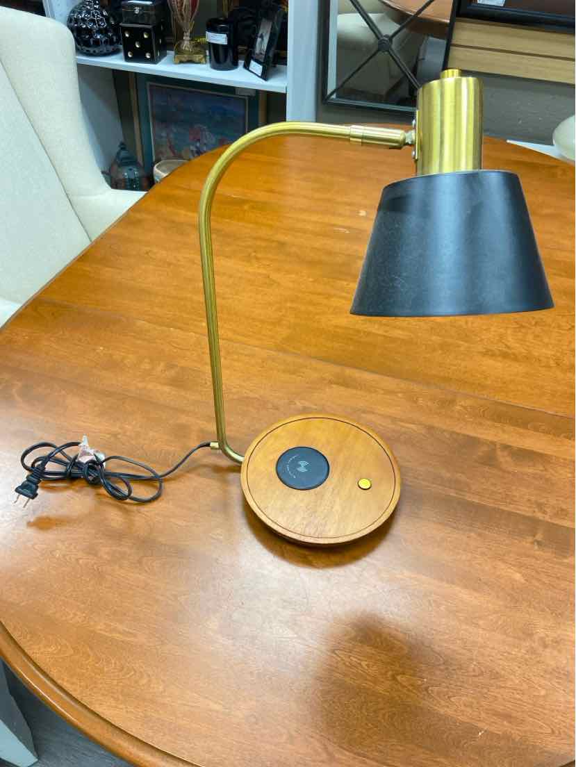 WOOD GOLD DESK LAMP