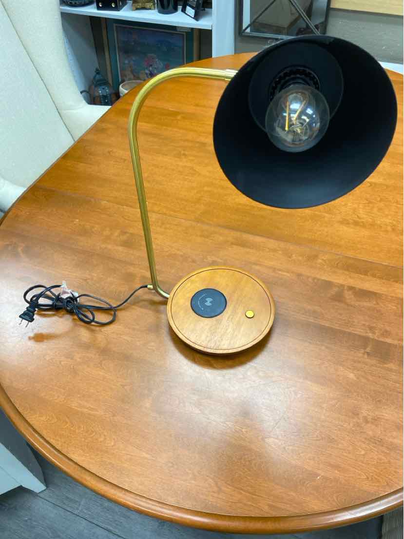 WOOD GOLD DESK LAMP - Image 2