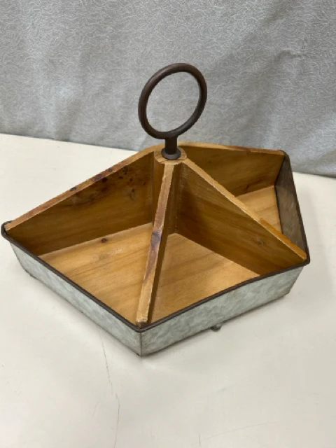 WOOD METAL 3 DIVIDED TRAY