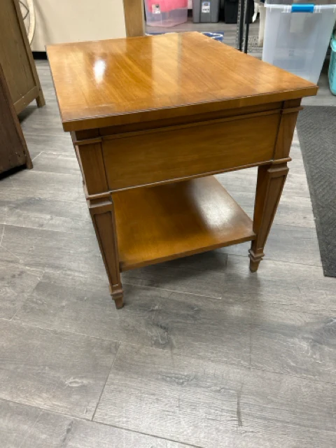 WOOD ONE DRAWER END TABLE - Image 3